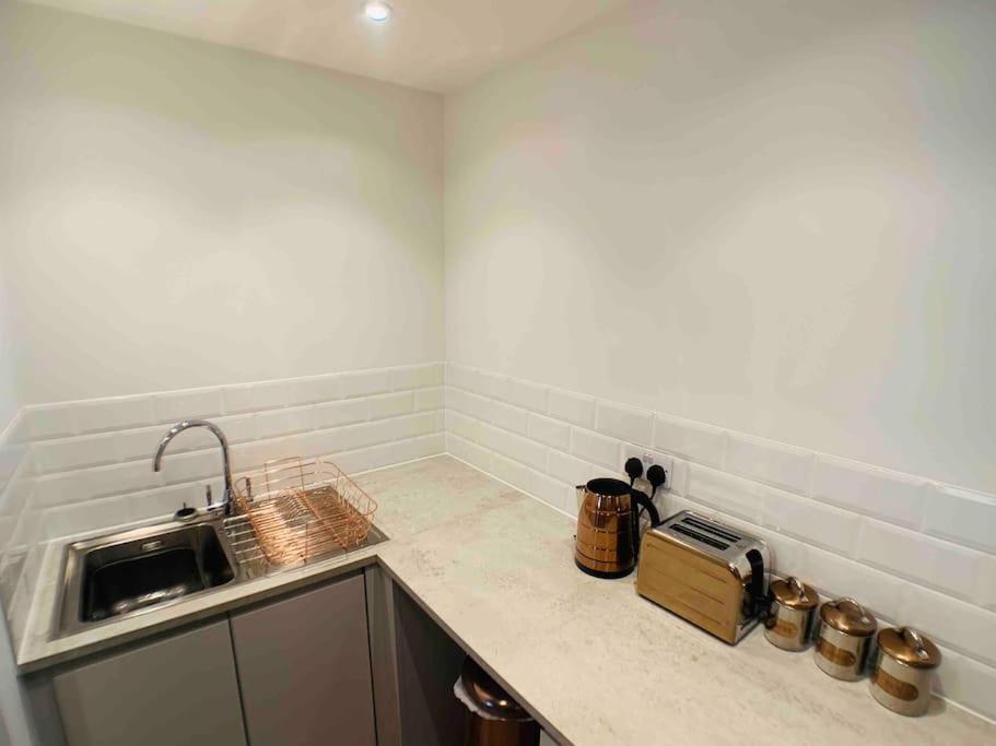 Lovely Central Bournemouth Flat 10 Minute To Beach Apartment Exterior photo